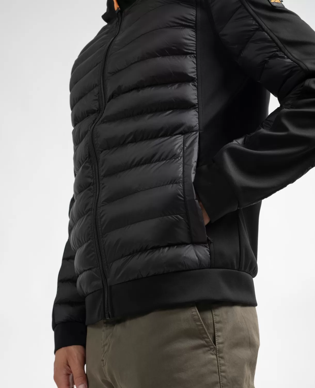 effry_7.webp Shop Effry Jackets & Vests